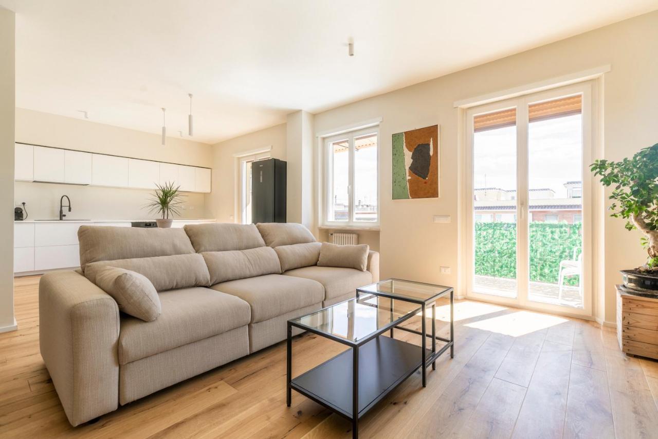 La Dolce Vita - Sunny Penthouse Trastevere Station 100Sqm Rome Exterior photo